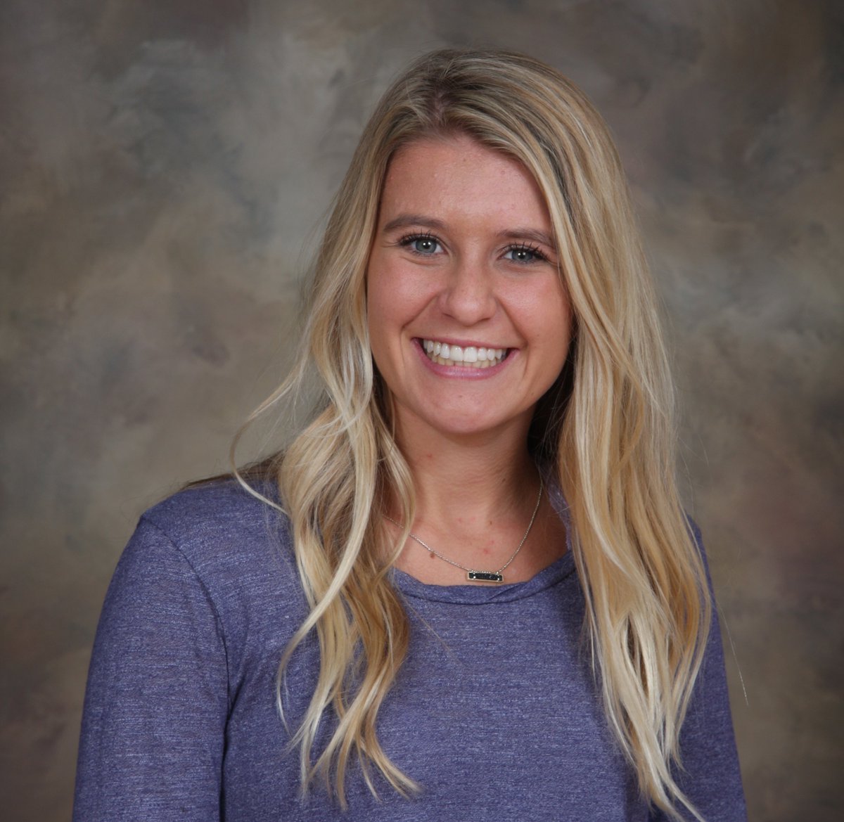 WSDinfo's tweet photo. Congratulations to Timberland senior @megan__reiter for having been named the 2018 Outstanding Youth Volunteer for the St. Louis Metro Area by @SOMissouri! #WSDproud #WSDleads https://t.co/zminOi8wjl