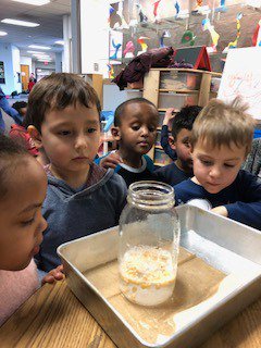 CampbellExtday's tweet photo. #STEM #DancingPopcorn https://t.co/cYzxpmibnq