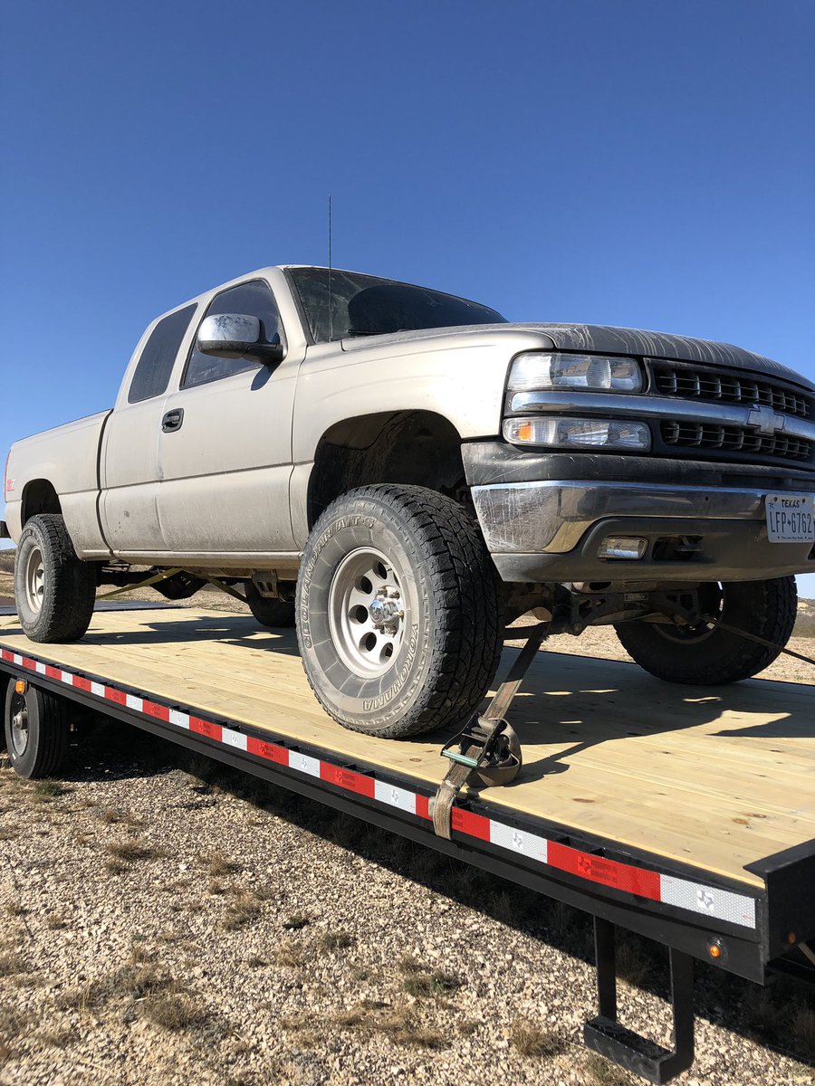 Gage_Christian_'s tweet photo. Few more weeks & sheโll be loud & heavy running thru I-10 #coonasstruckin #inthaworks #chevysucks #yamomahoe #iwantmytaxreturnsoicanballout #yamomstillahoe #my600lblife #dick2big #jkitsnot #americanforces #idontownforces #justanotherbrokefuckintheoilfeild #ightimdone https://t.co/JhY0u56iBH