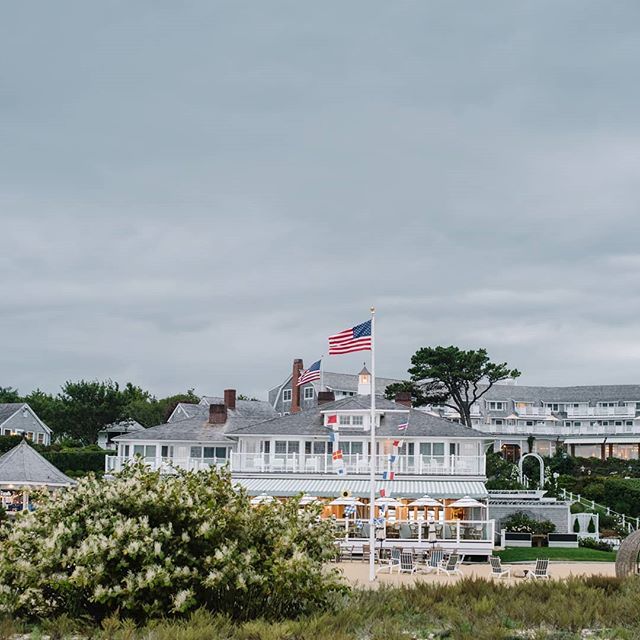 #TBT to a kinder, gentler time at the always magnificent <a href="/chathambarsinn/">Chatham Bars Inn</a> 
photography | <a href="/kmlowen/">Kate Lowenstein</a>
#businessretreat #businessmeeting #happyplace bit.ly/2S4Rh2t