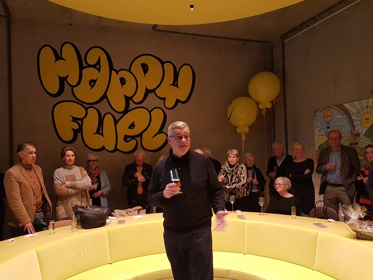Team_Thomma's tweet photo. Waar kom je vandaan, wat is je energie en waar wil je naar toe, als team of als individu? Ff bijtanken? Inspirerende kick-off van Happy Fuel vanmiddag! https://t.co/nm3UxxfpL3 https://t.co/hkQrEPTuIr