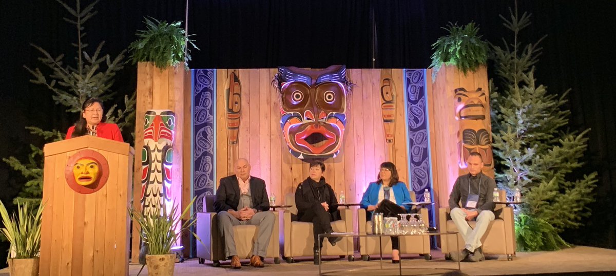 sam_boonstra's tweet photo. Great to see #Indigenous skills training and economic prosperity discussed with BC First Nations today at #JointGathering2019. Thanks to Cherlyn Billy from Shuswap Nation Tribal Council @skenknep and Deanne McLeod from NENAS. #WTRegion https://t.co/xw2UmYMi9w