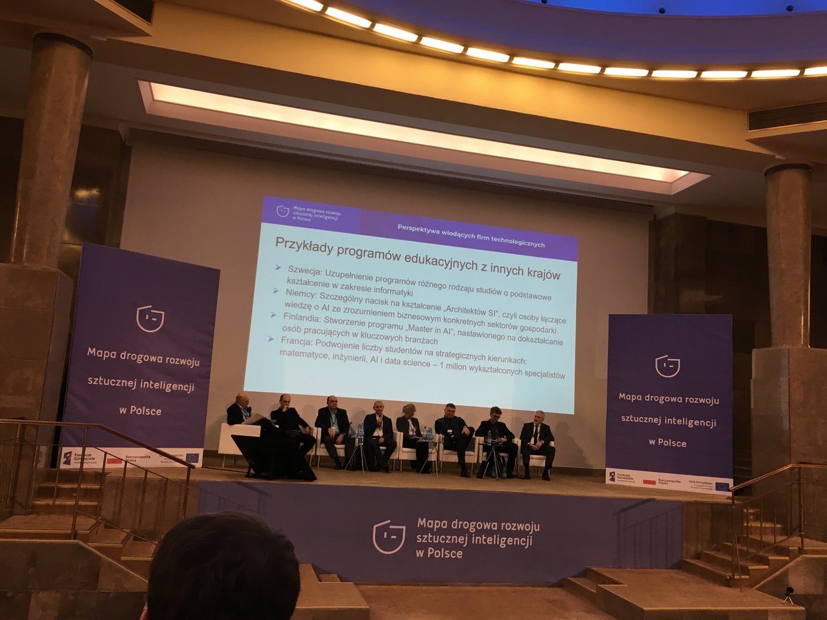 DataLions_eu's tweet photo. We've participated in the "Roadmap of AI Development in the Poland" workshops hosted by the @MPiT_GOV_PL. Polish companies, entrepreneurs and scientists have the great potential 💪 but ahead of us is a difficult path 🧗‍♀️ and we must cooperate to get to the peak on time! 🥇 https://t.co/4NmuSDRFAD