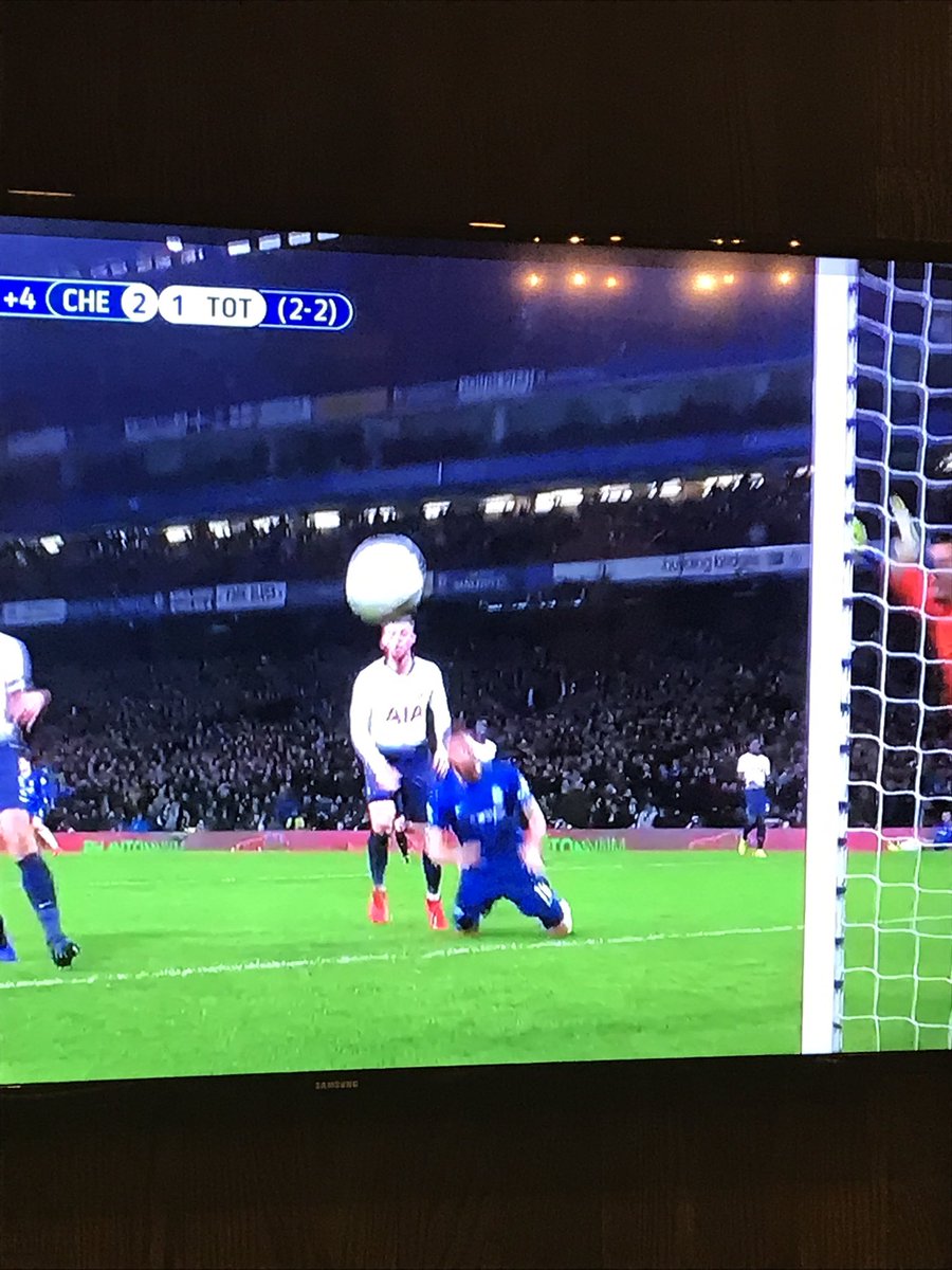 pauldesbaillets's tweet image. You Suck!! 
Penalties here we go!!! 2-2 #spurschelsea #football