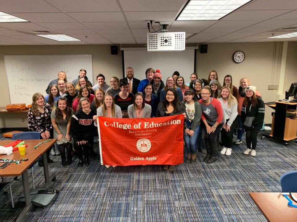 GApple_ISU's tweet photo. First meeting was awesome! Thank you to all who came and participated! 🍎✨ https://t.co/KrQC6V3trP