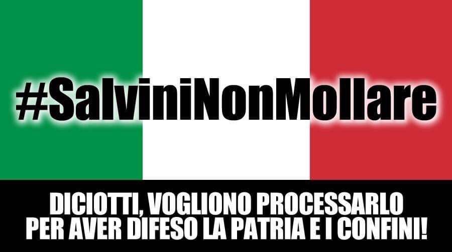 #SalviniNonMollare