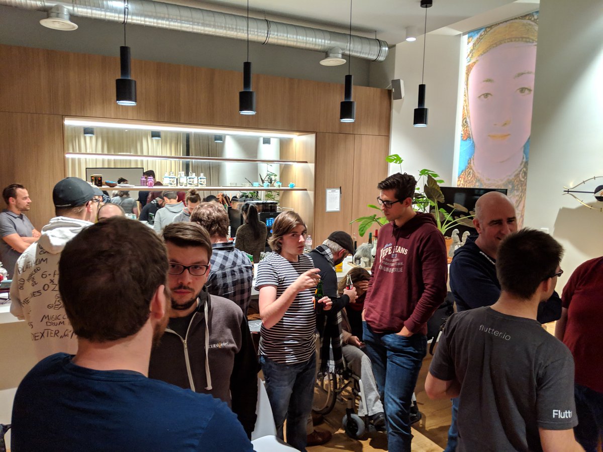 flschweiger's tweet image. WOW, what an amazing evening! A BIG thank you to everyone who attended our first @flutter_school meetup tonight - a huge success 🙌 The first time since I&apos;m organising tech meetups that we had a 100% show-up rate. 40+ people and some really nice discussions. See you next month!