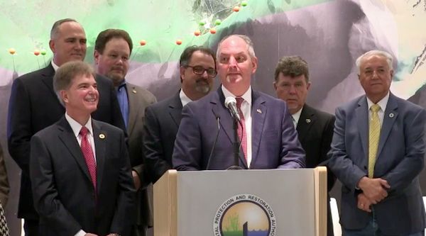 Gov. John Bel Edwards announced plans to spend more than $350 million in surplus state money and offshore oil revenue on coastal restoration projects ow.ly/heFv30nrhPO via <a href="/NOLAnews/">NOLA.com</a>