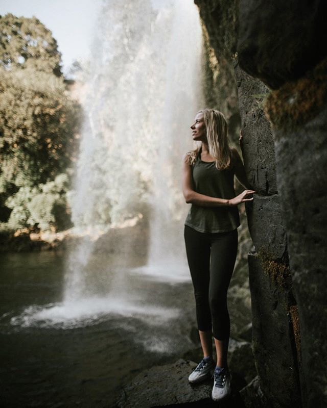 clairewickenden's tweet photo. ”Just let go – and fall like a little waterfall.” –Bob Ross .
📷: @guy_hasler https://t.co/aYzhwo1TDs