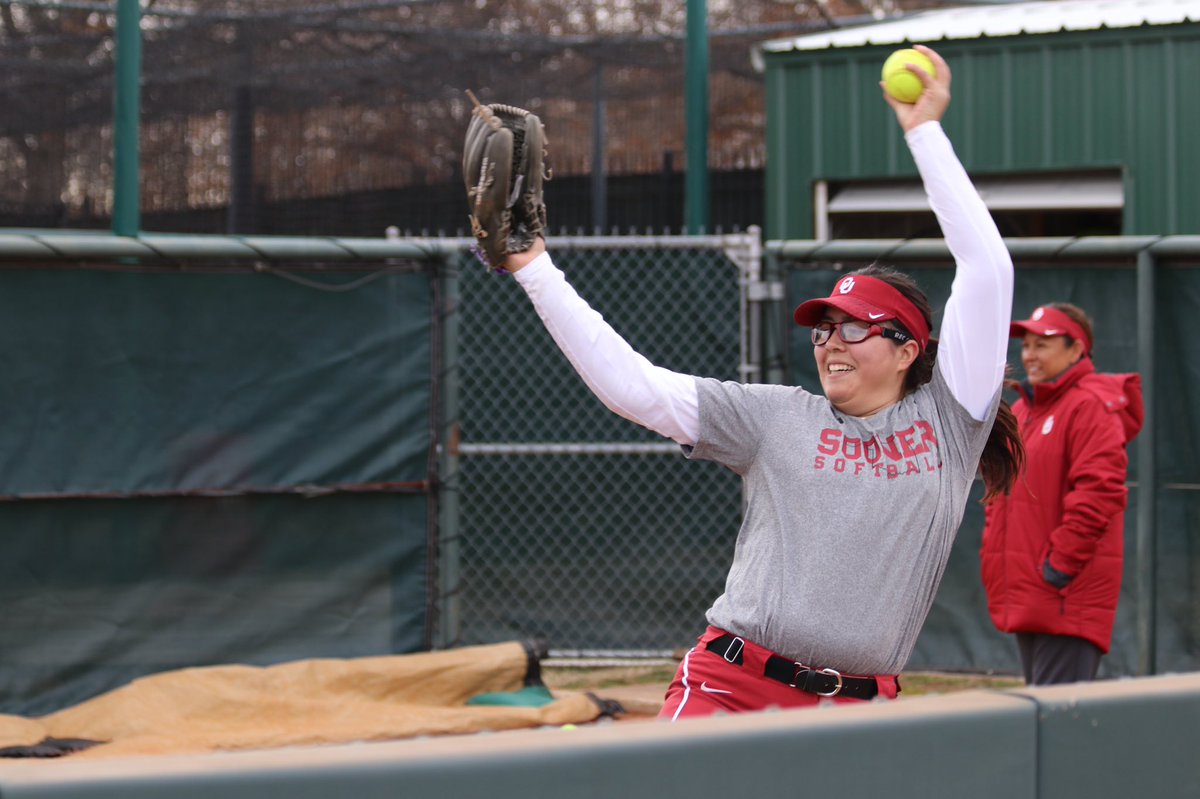 OU_Softball's tweet photo. Hard work in January ➡️ big moments in June. 🥎 #ChampionshipMindset https://t.co/0FoAPT0X11