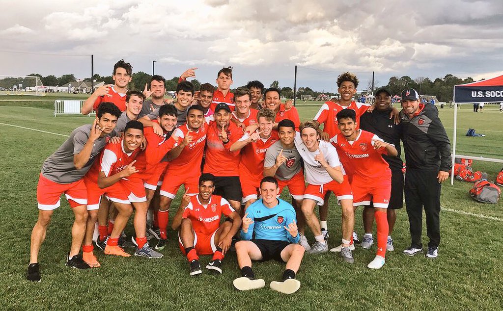 TexansSoccer's tweet photo. Big news today for 2 former @TexansSoccer alumni! π΄β«οΈπͺ
We are extremely proud and happy for both of you!
@quillyo15 @eastmamba
#TexansAlumni #ProvenPlayerDevelopment https://t.co/wslkgVuKkA