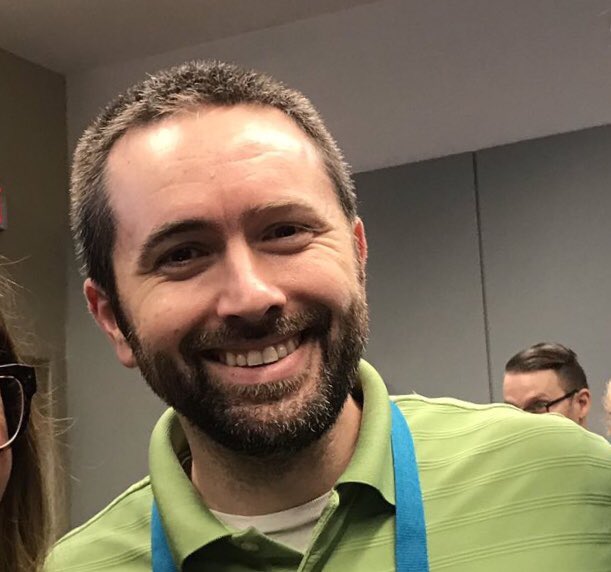 SeanHagey's tweet photo. A little more salt and a little less pepper in this beard everyday.
#APTACSM #BeardsOfCSM
h/t @ctmdpt for the pic https://t.co/OmboQ0bXIN