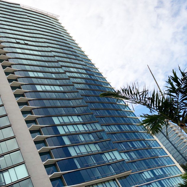 urbanoahu's tweet photo. Picking up keys today for our lucky buyer. New Kakaako Ward Village Condo Ae’o, named after the Hawaiian still bird, was designed by famous architecture firm, Bohlin Cywinski Jackson (BCJ). #aeo https://t.co/IZJZKMme3K