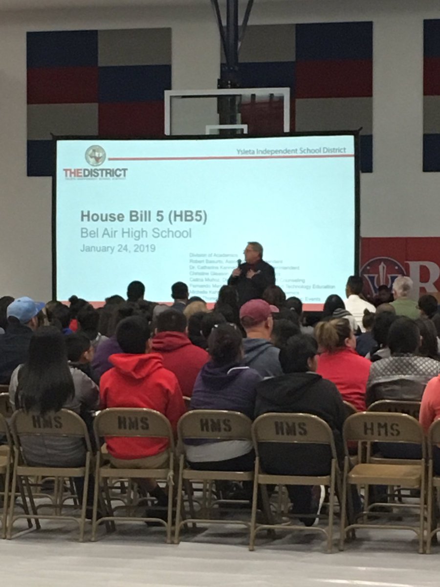 catherinedoc12's tweet image. Last House Bill 5 meeting  at Bel Air Middle! Thank you One Red! #OneRed #FutureHighlanders #THEDISTRICT