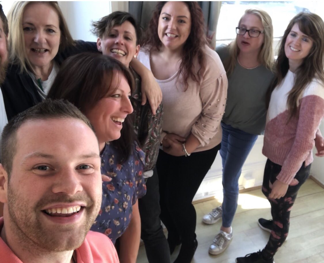 ChalkhillH's tweet photo. Calling all Staff Nurses:
Come & join our in-patient #CAMHS team.
Essential criteria: a warm heart β€οΈ, bucket-loads of compassion and a good sense of humour.
Weβre the friendliest team youβll ever meet #fact
@resourcingspft @withoutstigma
https://t.co/d6Nu4ju3hq https://t.co/axUk0f1hi3
