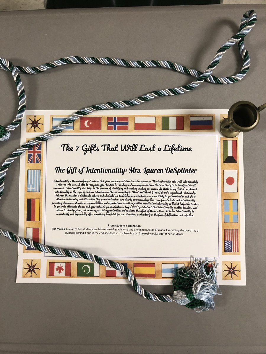LDeSplinter's tweet photo. I have #PrideIn5 because our Teacher Cadet classes are recognizing their teachers for having one of ‘The 7 Gifts That Will Last a Lifetime’. I am honored to receive this special recognition! #foxpride https://t.co/2n9tMOLUtD