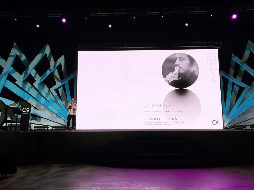 IsaacEzban's tweet photo. ¿FICCIÓN O CREATIVIDAD?.... Todo un honor ser el speaker inaugural de esta edición del #FestivalCirculoDeOro del @CirculoMexico !!! Nunca había estado en el #CirculoCreativo antes, pero habia escuchado grandes cosas, y fue un gusto estar ahora como speaker... https://t.co/j4l6ePAf6U