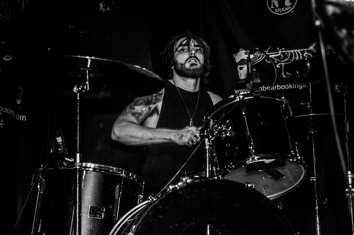 wearedali's tweet photo. The Dublin Castle, Camden last night with @toreadorband and From Fire 🔥 🤟🏻 | Join us in Southampton tomorrow at @heartbsoton for the @toreadorband release show.
| 📸 - New Path Photography | 
.
#dali #band #newmusic #rock #grunge #alternative #musicians #liveshow #gig #camden https://t.co/nu4GW0ZLnU