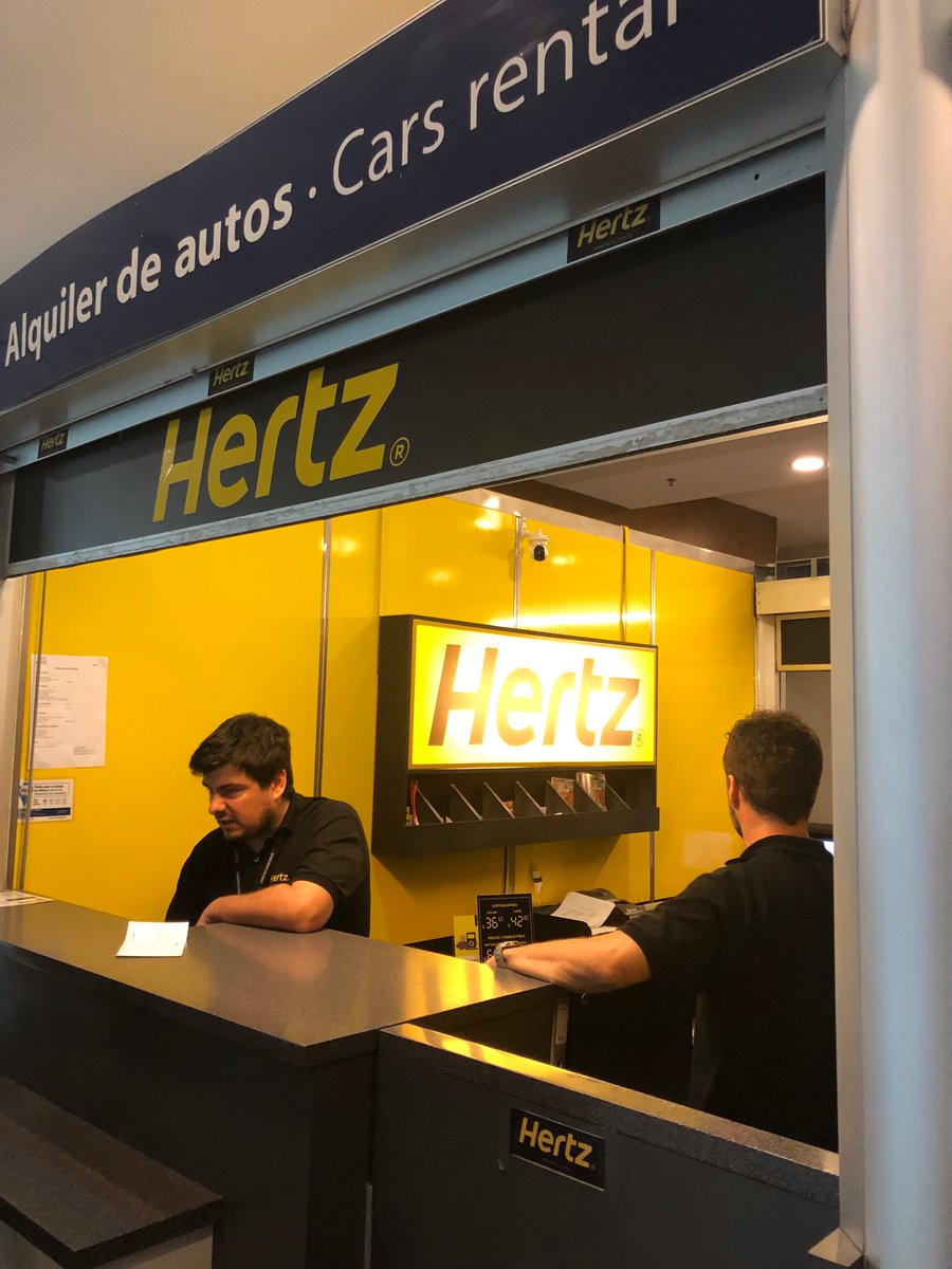 juanichere's tweet photo. @hertzargentina son una manga de estafadores. Alquile auto por medio de @LATAMAirlines y no me entregan el auto porque no se pagan entre ellos las operaciones y estan en conflicto. #Estafas #Argentina #Cordoba https://t.co/CyqOHWNgSx