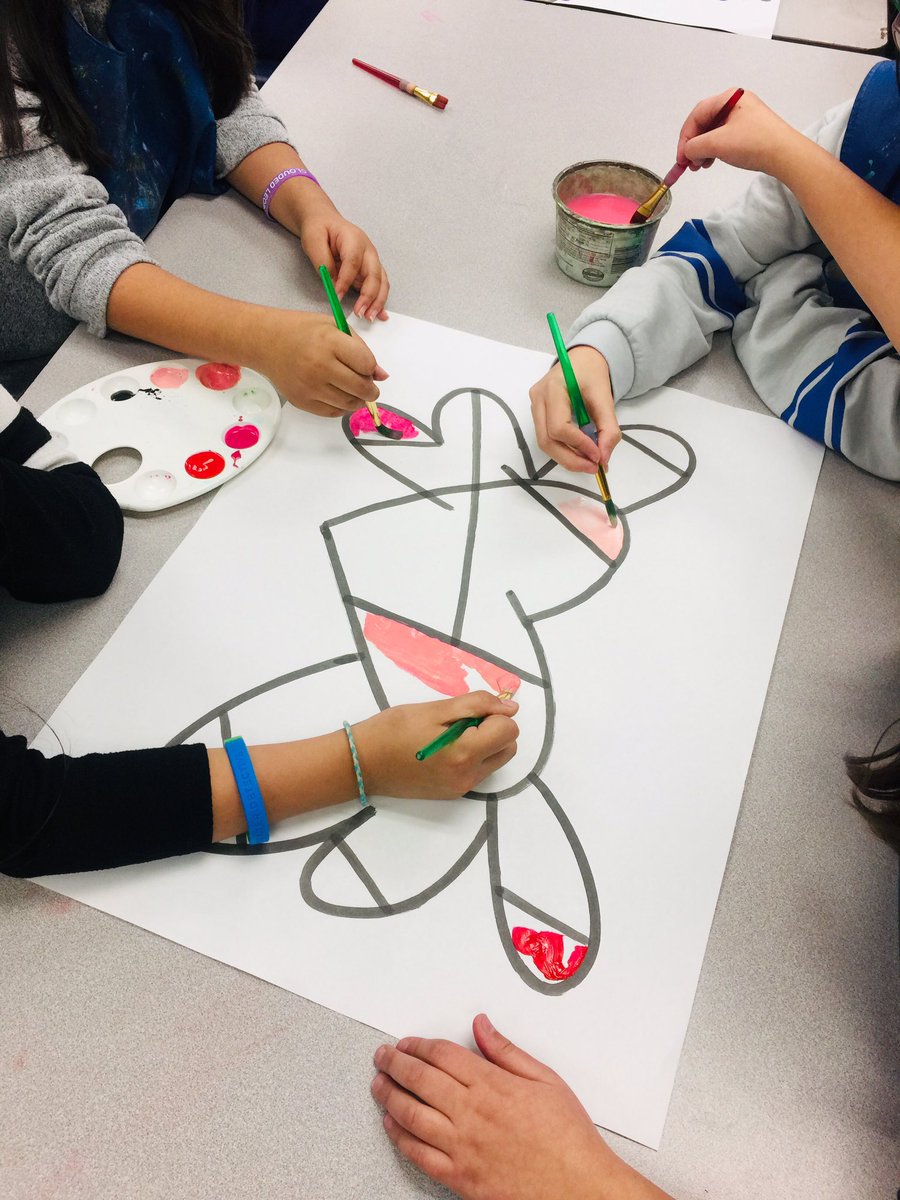 BlueJayArt_OCE's tweet photo. Shoutout to my awesome OCE Art Club members for their collaboration posters. They’re learning about @romerobrittoart, @KeithHaringFdn &amp; @ChrisUphues pop art style. #fbisdelementaryart @OCE_BlueJays @s_reyna11 @Fahmikhan @theartofed https://t.co/AHL8Hfrh0j