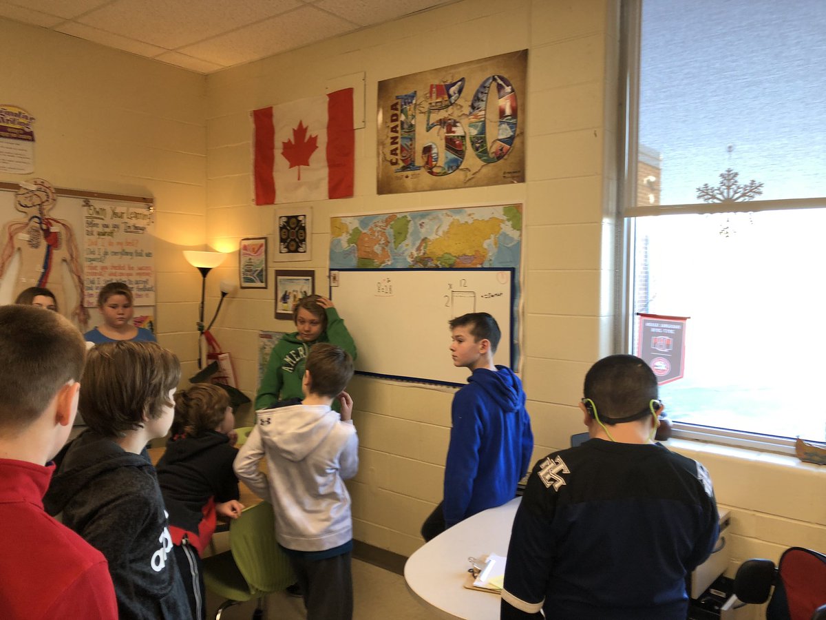 msgray5class's tweet photo. Students are taking #risks, sharing their #thinking and using accountable math talk during #VNPS #hpemath https://t.co/HFNkeZzu8Y
