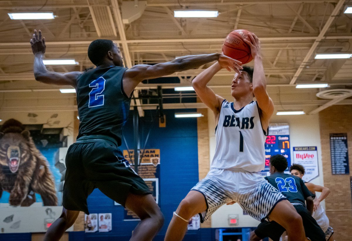 PhotoRainey's tweet photo. The re-match was just as tense as the first bout as the @Chrisman_hoops went nose-to-nose again with the Bluejays on the hardwood last night.  Full coverage in todays @EJC_Examiner  
https://t.co/za4LWWaEMn

@WC_Athletics @wcbearssports @JakeKates45 @DrDaleHerl @ISDSchools https://t.co/UjKJvCjK3c
