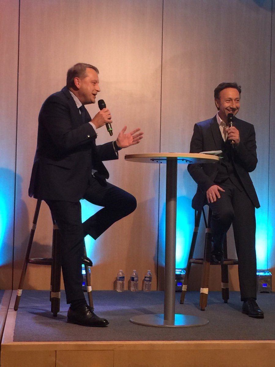 Eric_Lemaire's tweet image. Interviewer ⁦@bernstephane⁩ , c’était un rêve... et la réalité est encore plus belle : l’orateur est solaire, le passionné d’Histoire est exceptionnel , l’homme est tellement humble et attachant. Son engagement est admirable ! Merci encore mon colonel ⁦@Gendarmerie⁩.