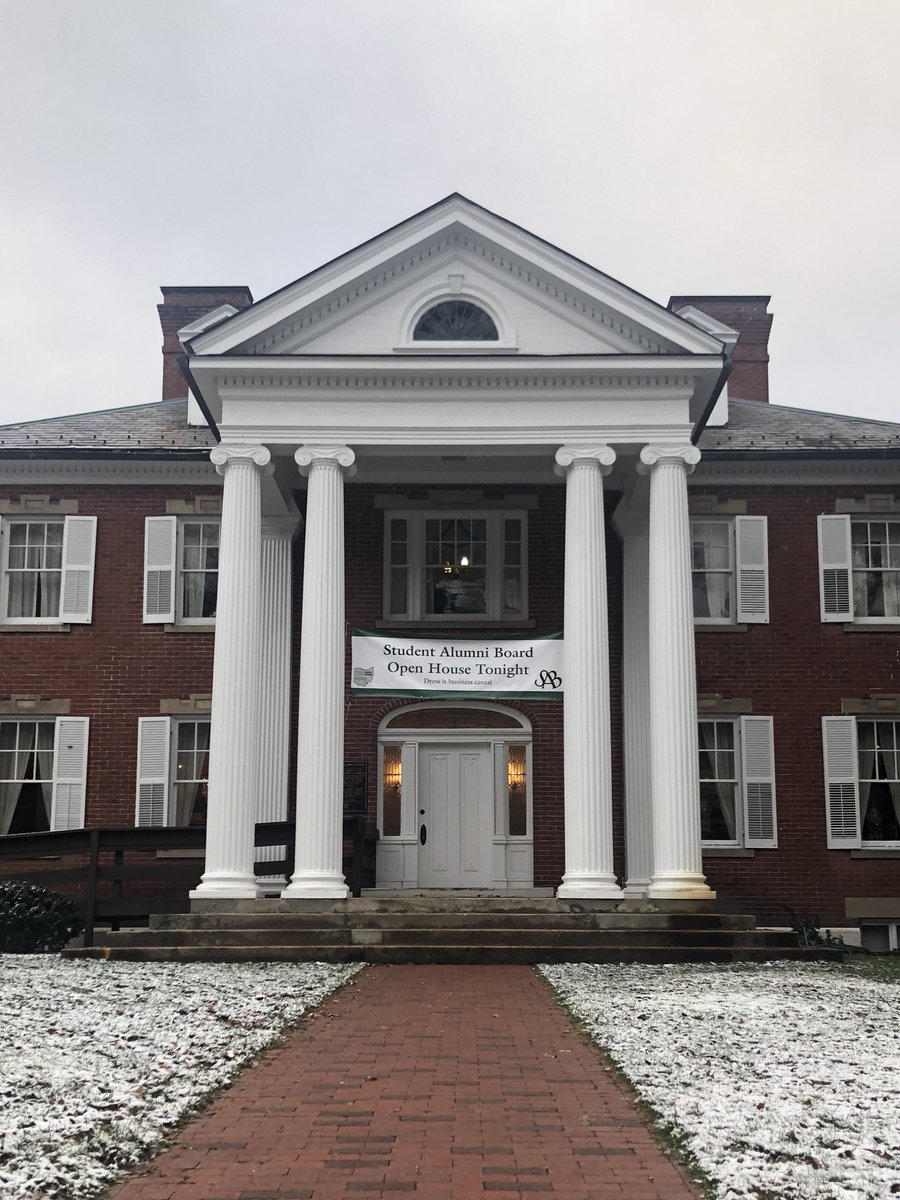 ohiosab's tweet photo. Open House is about to start! Stop by anytime tonight between 6 and 8 pm to learn what Student Alumni Board is and how to apply! #WhyWeSAB https://t.co/UzsMgrR7YY