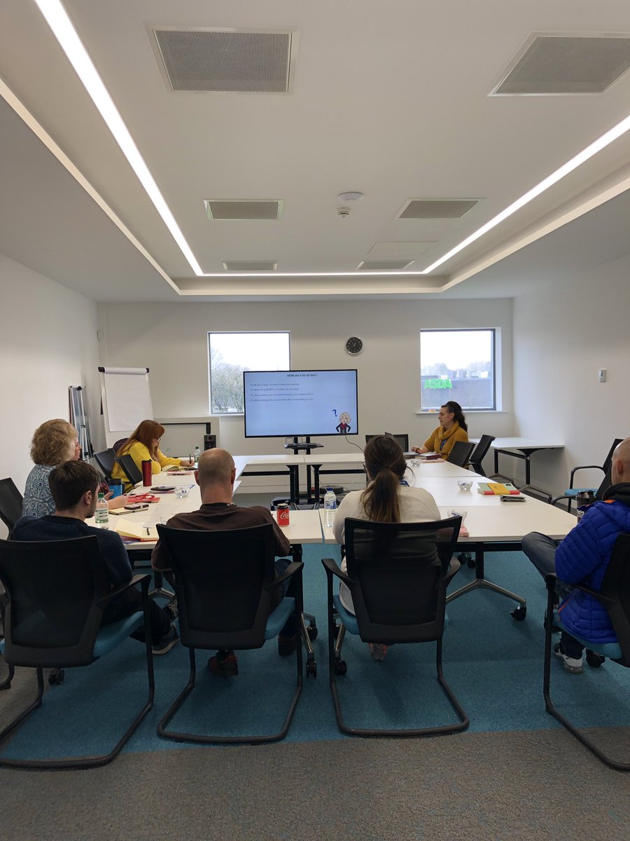 EKM_UK's tweet photo. Another great lunch and learn today on #bujo delivered by one of our awesome team members, we had an @UberEats fail but the @EatMyLogo cakes went down a treat π§ π#bulletjournal #learning #business #ecommerce #insideEKM #EKMlife https://t.co/leDQVpkjyp