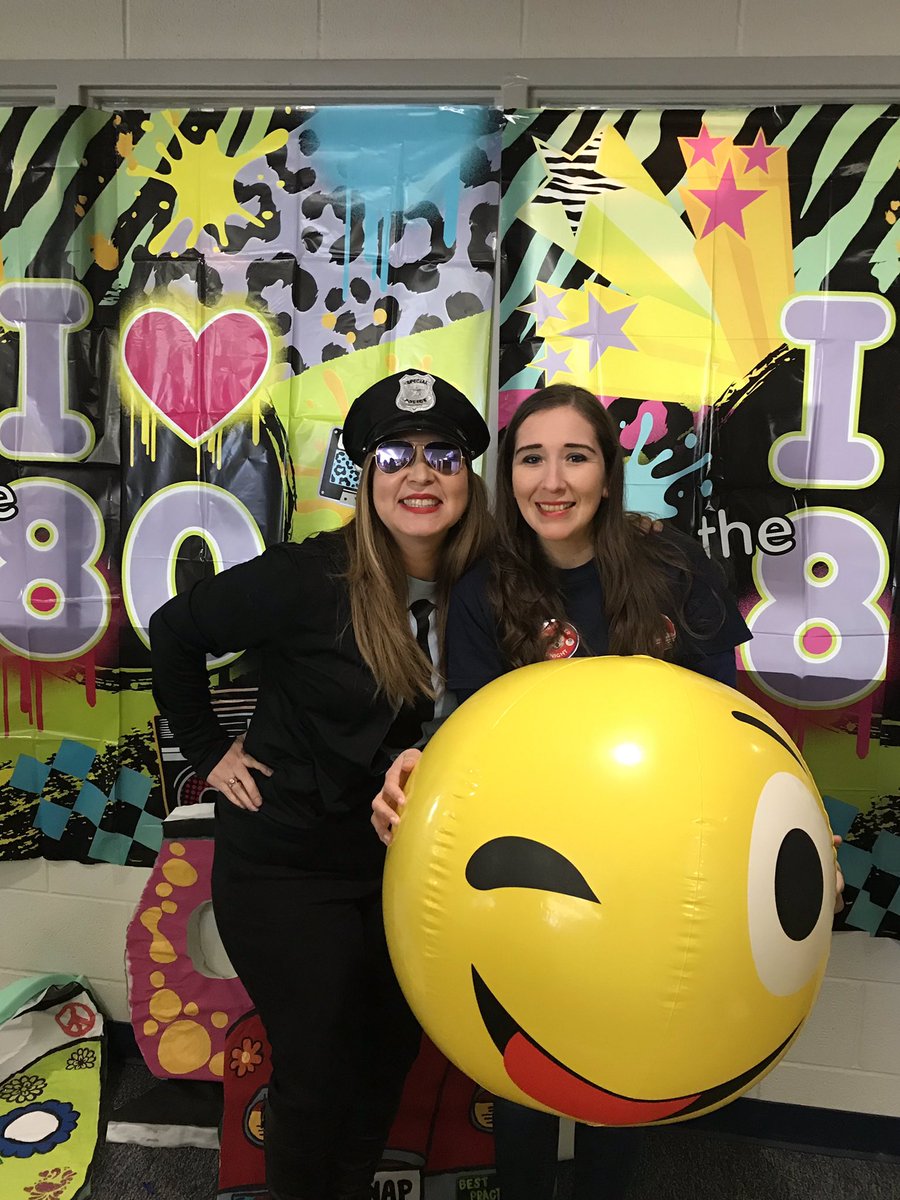 AliciaAGarza1's tweet image. Always a totally awesome time with the @CCISD_OAA team!! #CTCtraining 😎