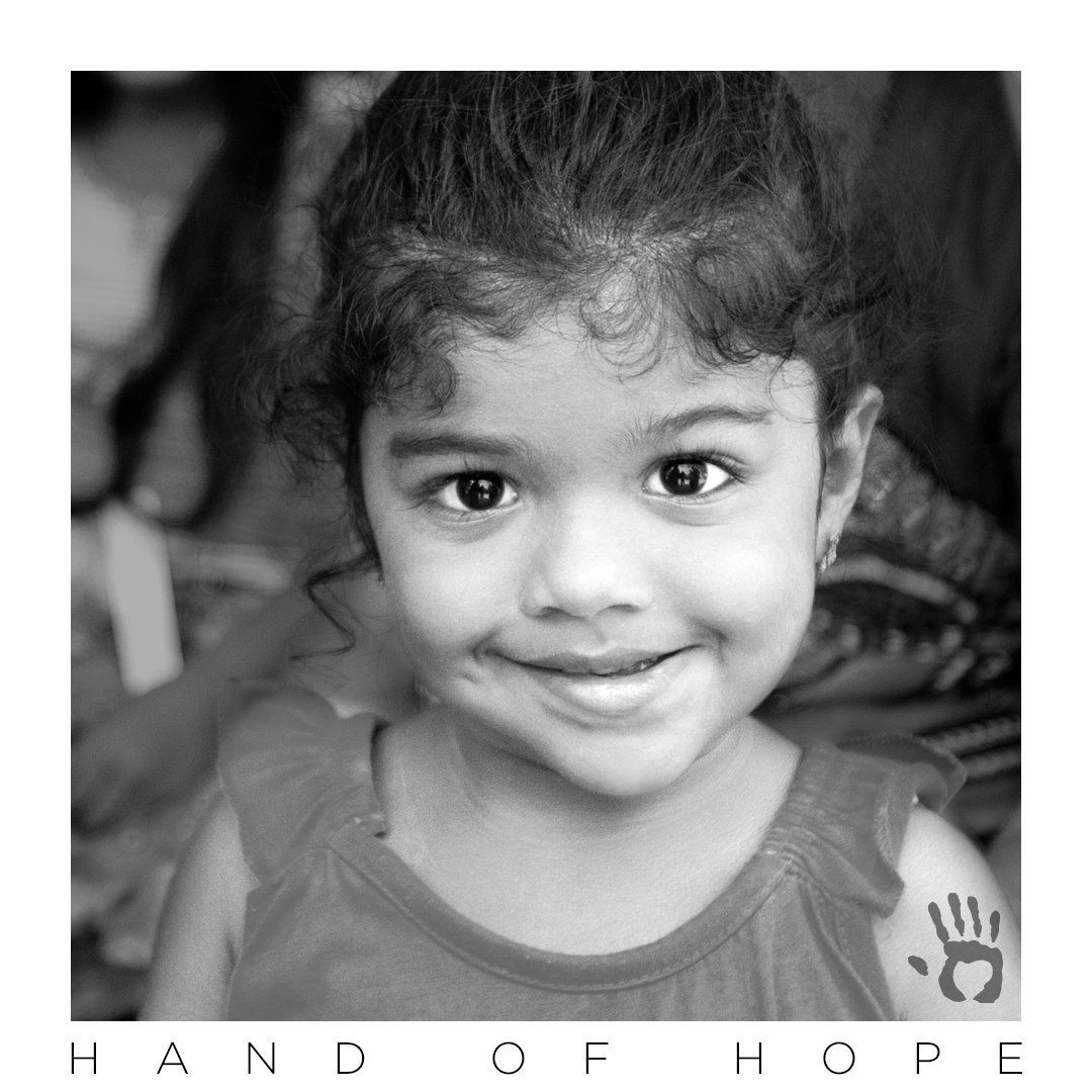 JoyceMeyer's tweet photo. "And he took the children in his arms, placed his hands on them and blessed them." -Mark 10:16 NIV 

The kindness of Christ shows through your support of an amazing 517 feeding sites all over the world, where children and their families learn about His love for them. https://t.co/TxCORVUK5m