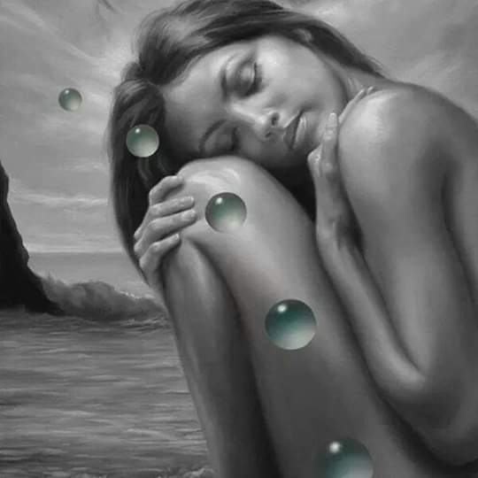 Ostali su jos poneki tragovi u pesku.Ako dodje pustinjska oluja,ni njih vise nece biti...Mozda te neke slike proslih dana vrate u vreme cednosti,vreme zaboravljene vrednosti...Tragovi ce sa vetrom nestati,stare slike sve vise izbledeti.Kreni,prati svoje znakove,idi ka svom cilju.