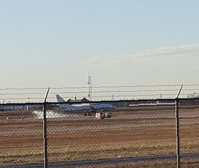 MarvinDMartian_'s tweet image. Touch-and-goes at Naval Air Station Fort Worth #KNFW #AvGeek