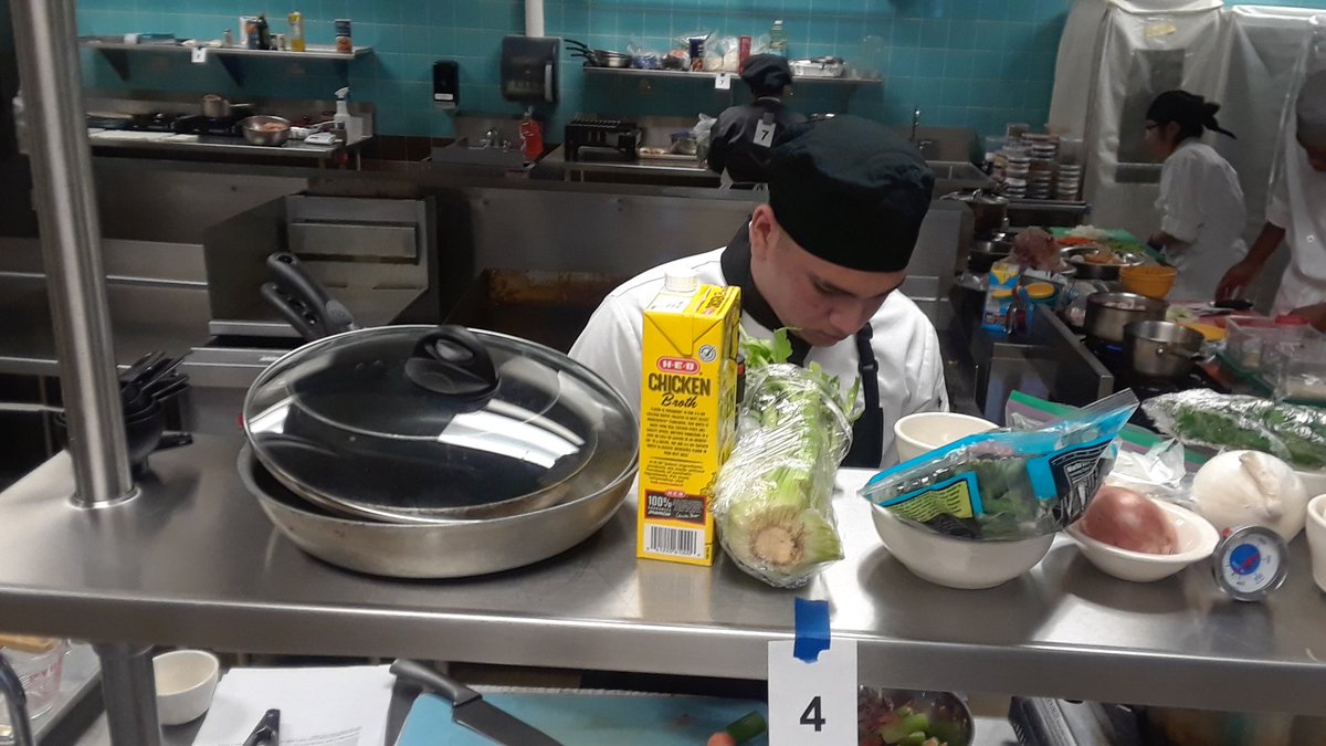 ECHS Culinary Arts tweet media