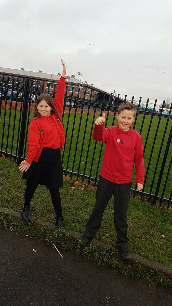 AbbeyPrim's tweet image. Really grateful to these shy, retiring Year 6 pupils! 😉 They represented us during a cluster consultation group session at DYF today, sharing their views and opinions @dwryfelin #Article12 #ALNReform