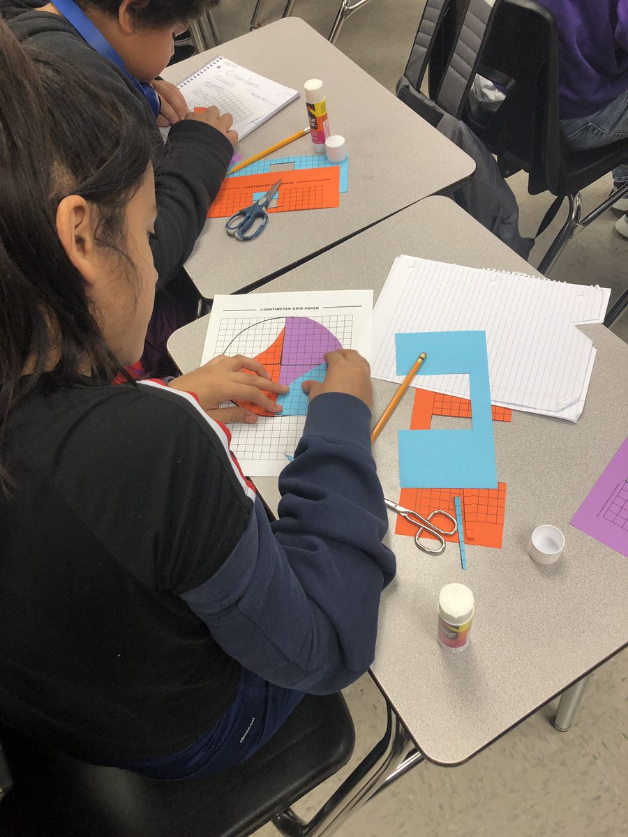 Ms_Lansmasher's tweet photo. Our Circle Adventures continue! Today the students figured out how many radius squares fit into its circle. Come to find out, it’s 3 and a little bit more, which is 3.14! #PiRSquared https://t.co/7g4zDDjGM7