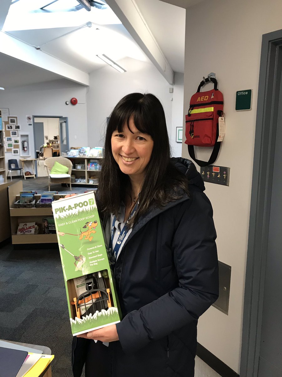 revans45's tweet photo. You know you must be doing something right when you get two thoughtful gifts in one day! One from a student and one from your VP colleague. #feelingappreciated #feelingunderstood https://t.co/0su7fivxpv