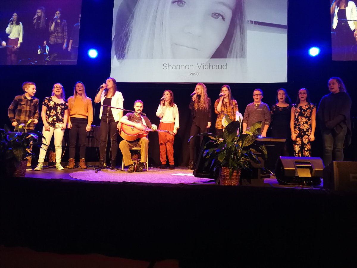 Quel accueil chaleureux à #Clair2019 Bravo aux anciens et nouveaux élèves! Bon colloque à tous! @Ottawacepeo