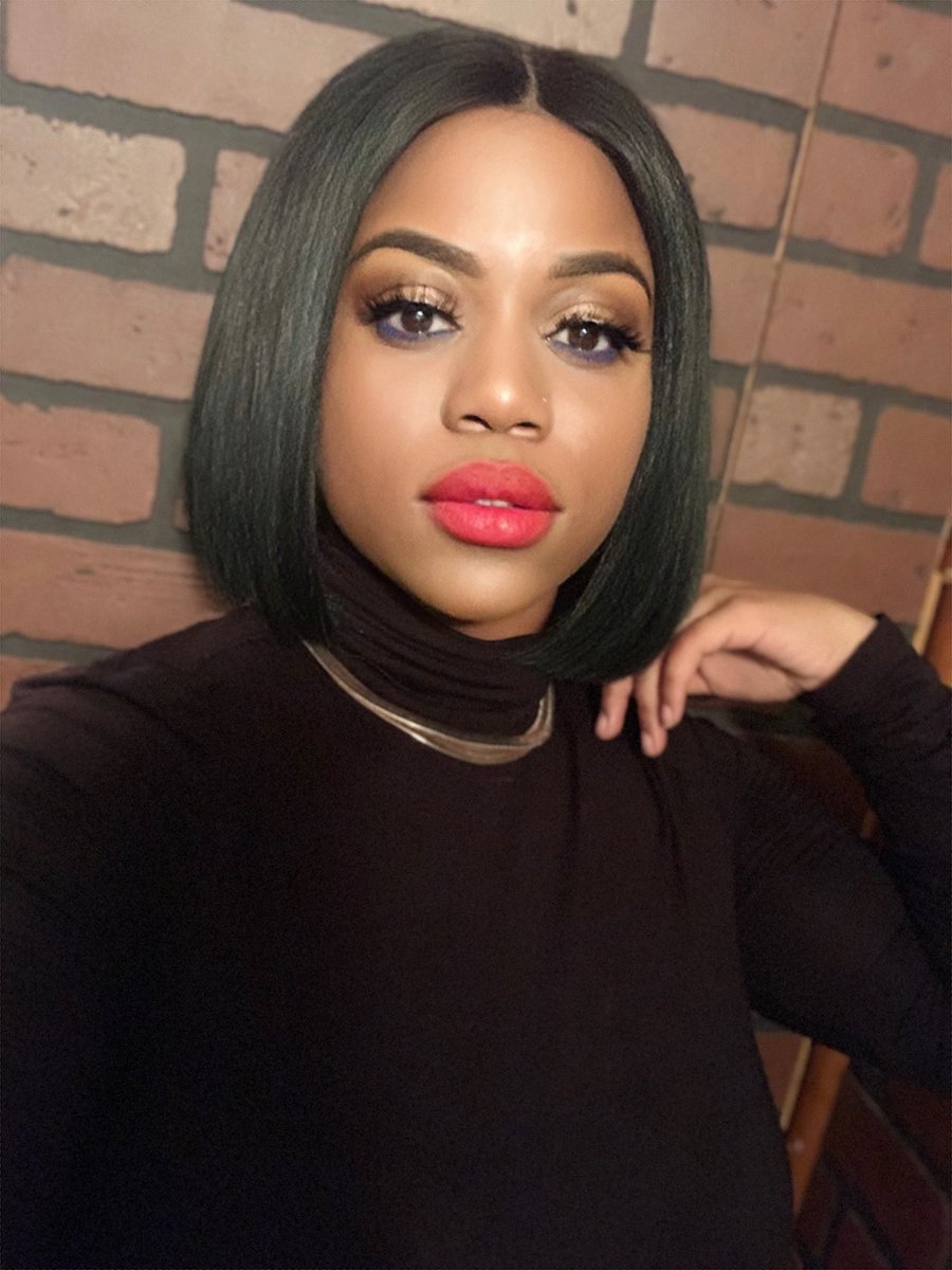 beatbycoco's tweet photo. Red lip stick all over his neck 💋 https://t.co/wYCPTVCmUS