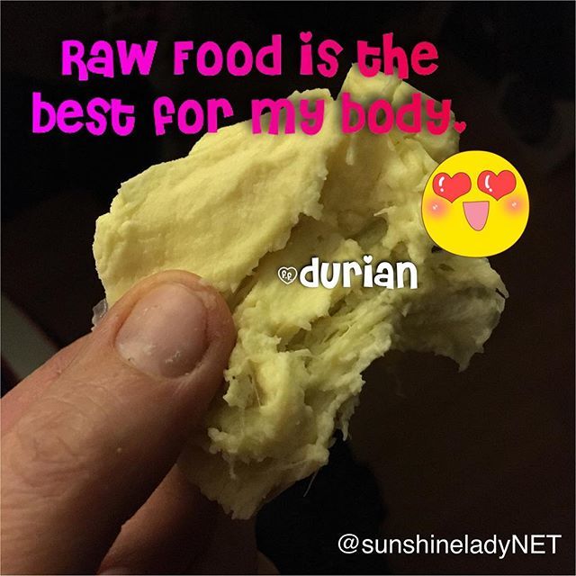 sunshineladyNET's tweet photo. Uncooked food is what gives me tons of energy and a super amazing mood. 😀
.
Today i also had some #durian 😋
How about you ?
.
🤔 What food gives your body the most energy and your mind happiness and calmness ?
.
👉🏻 For more follow @sunshineladynet ☀️
… https://t.co/NgqYIL1wQa https://t.co/6ZQAKcH6Dz