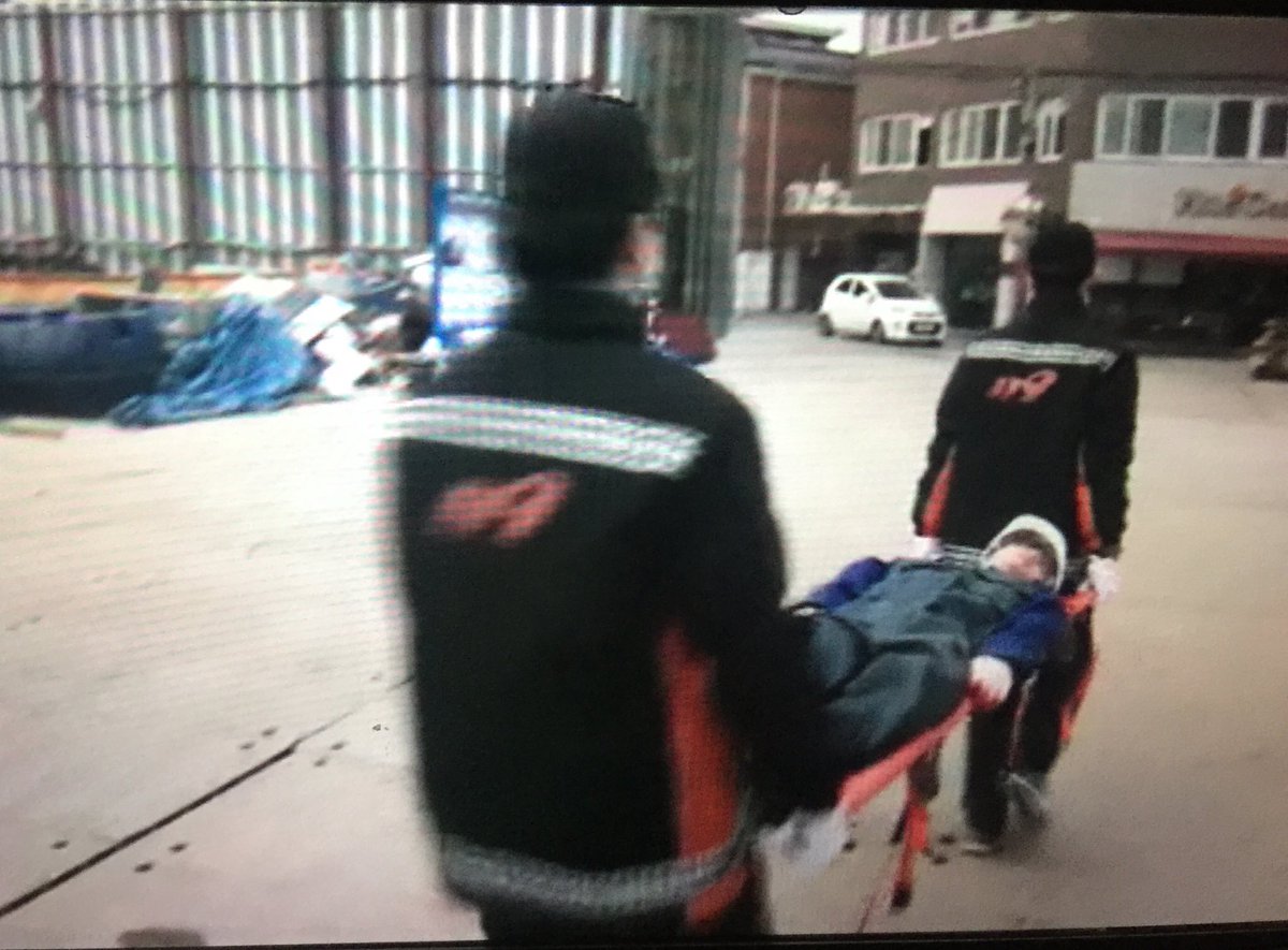 ً (@winkoncracked) on Twitter photo 