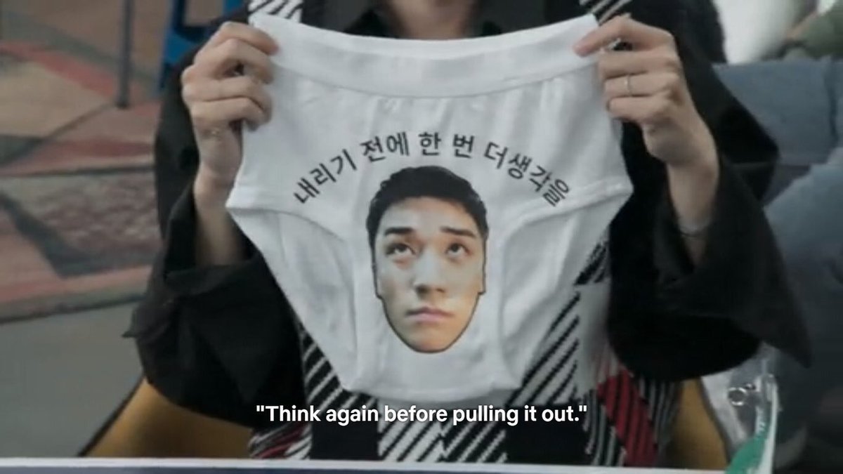 ً (@winkoncracked) on Twitter photo 