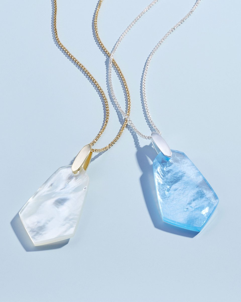 KendraScott's tweet photo. Just arrived! Whether the Cam Long Pendant Necklace is worn layered or solo, you're sure to make a modern statement. | #KendraScott #KSSpring19
Shop new arrivals: https://t.co/hnirj2x7I7 https://t.co/qGNVkfbgwy