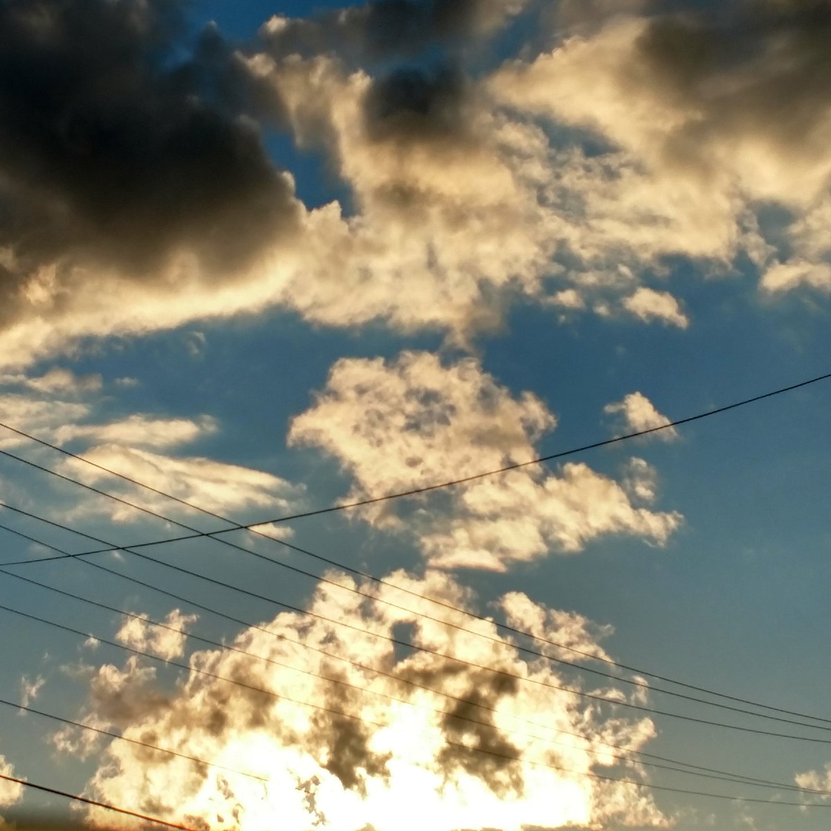 We often forget the magic of the sun until it shows us it beauty and we remember to stop and appreciate its wonder