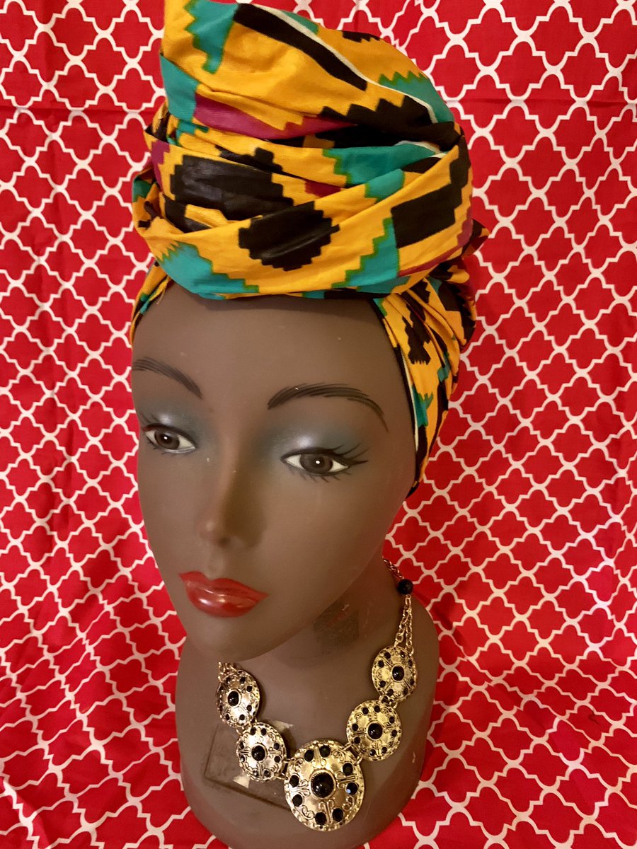 ClosetGospels's tweet photo. First day on Twitter. Or kinda second time. I hope I’m able to work it this time around !!  Peep this beautiful #headwrap#africanprintheadwrap#kenteheadwrap#africanprint#newyork#newjersey#fashion#vlisco#textiles https://t.co/pqciml2f9D