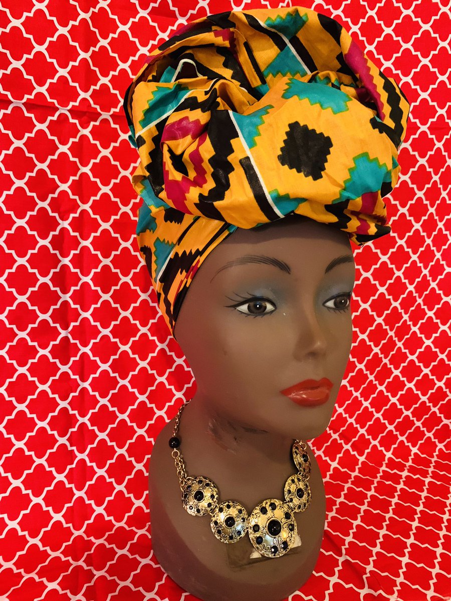 ClosetGospels's tweet photo. First day on Twitter. Or kinda second time. I hope I’m able to work it this time around !!  Peep this beautiful #headwrap#africanprintheadwrap#kenteheadwrap#africanprint#newyork#newjersey#fashion#vlisco#textiles https://t.co/pqciml2f9D