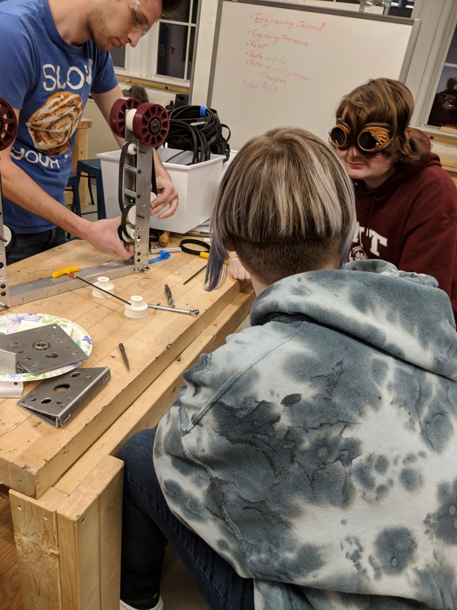 frc3597's tweet photo. Build team's been hard at work assembling the chassis and intake! It's been a very busy three weeks for the entire team. https://t.co/LrYklpY8nb