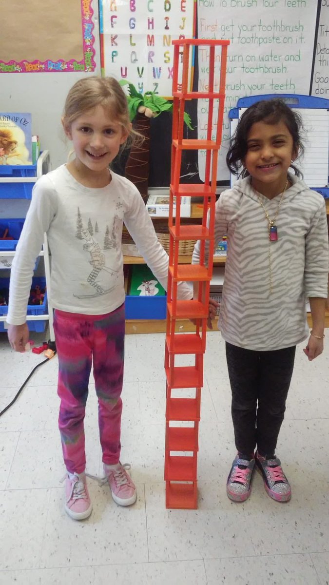 StLeonardSchBr's tweet image. Building structures in Grade 1. 12 story structure!!! #structurebuilding