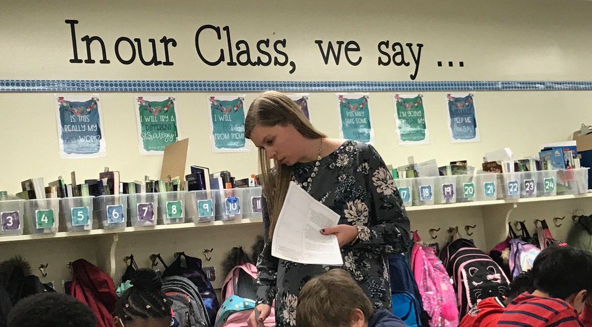 kristen_hepburn's tweet photo. Loved visiting Mrs. Hamm’s 4th grade class for shared reading. #feedback #contentlit #studentsdoingthework @AMDavisElem @AlysonLCHolt @christyweisiger @lizkingdomCCPS @RhondaSBurch1 https://t.co/iWxQWoKBnW
