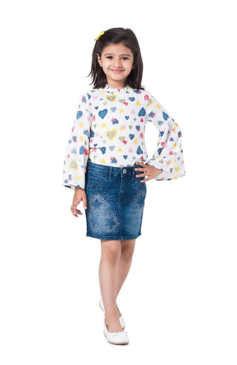 varshajoshi31's tweet photo. @peppermint_kids #PeppermintPrincess  #BeAPrincess My princess https://t.co/SegxGvOn09